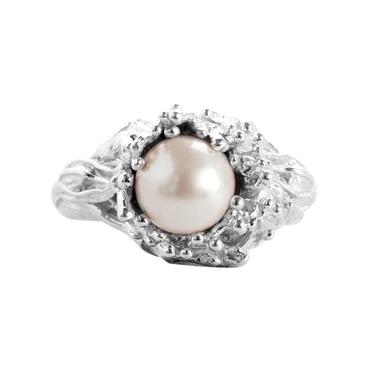 Ring FAUNA, silver with pearl